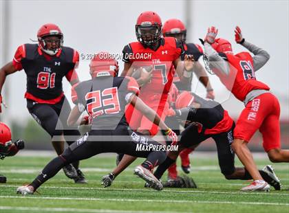 Thumbnail 2 in Cedar Hill Spring Game photogallery.