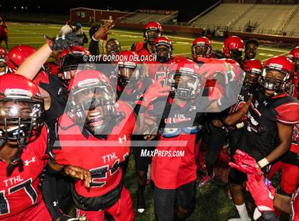 Thumbnail 1 in Cedar Hill Spring Game photogallery.