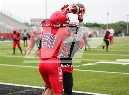 Thumbnail 1 in Cedar Hill Spring Game photogallery.