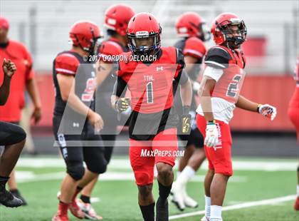 Thumbnail 1 in Cedar Hill Spring Game photogallery.