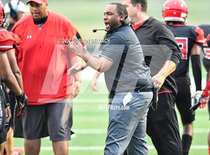 Thumbnail 2 in Cedar Hill Spring Game photogallery.