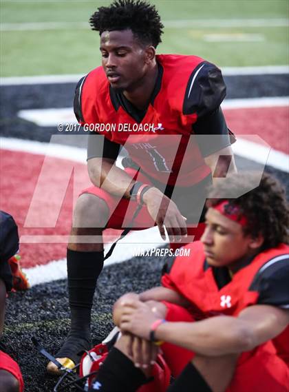 Thumbnail 3 in Cedar Hill Spring Game photogallery.