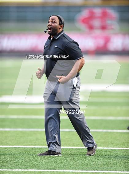 Thumbnail 3 in Cedar Hill Spring Game photogallery.