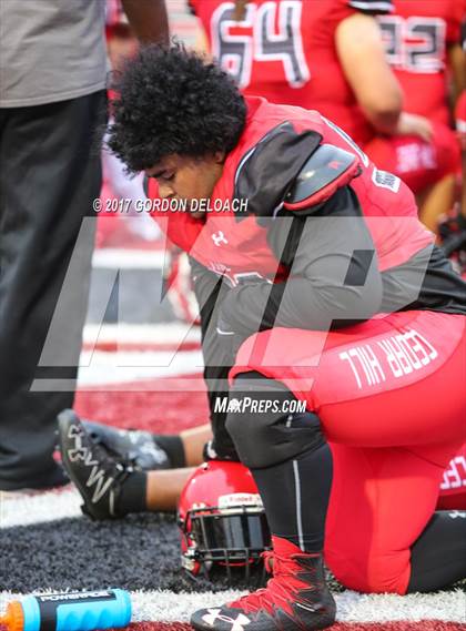 Thumbnail 2 in Cedar Hill Spring Game photogallery.