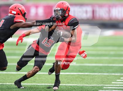 Thumbnail 1 in Cedar Hill Spring Game photogallery.
