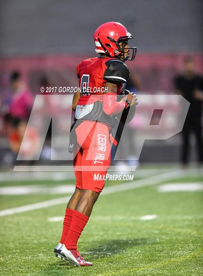Thumbnail 1 in Cedar Hill Spring Game photogallery.