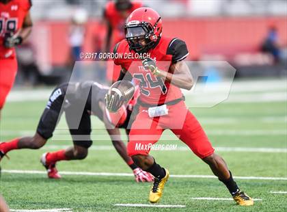 Thumbnail 3 in Cedar Hill Spring Game photogallery.