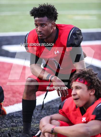 Thumbnail 2 in Cedar Hill Spring Game photogallery.