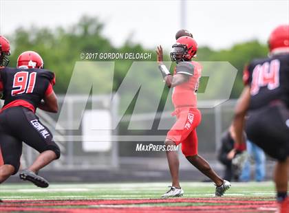 Thumbnail 3 in Cedar Hill Spring Game photogallery.