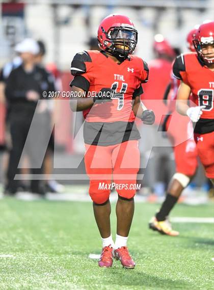 Thumbnail 3 in Cedar Hill Spring Game photogallery.
