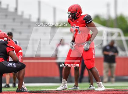 Thumbnail 2 in Cedar Hill Spring Game photogallery.