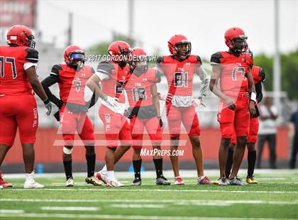 Thumbnail 3 in Cedar Hill Spring Game photogallery.