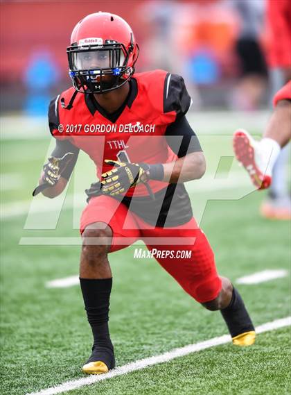 Thumbnail 1 in Cedar Hill Spring Game photogallery.
