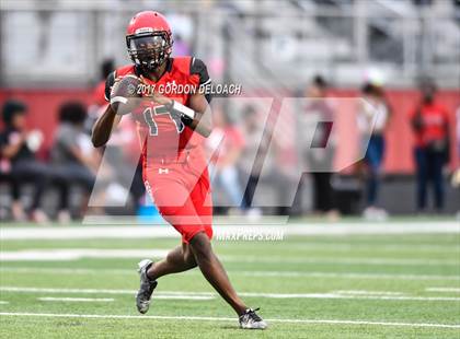 Thumbnail 2 in Cedar Hill Spring Game photogallery.