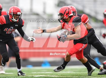 Thumbnail 1 in Cedar Hill Spring Game photogallery.