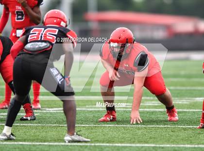 Thumbnail 1 in Cedar Hill Spring Game photogallery.