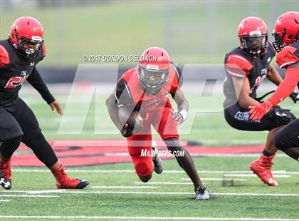 Thumbnail 3 in Cedar Hill Spring Game photogallery.