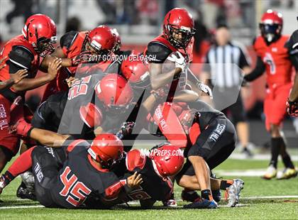 Thumbnail 1 in Cedar Hill Spring Game photogallery.