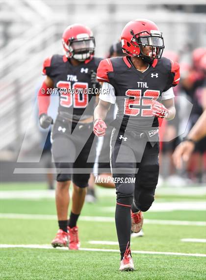 Thumbnail 1 in Cedar Hill Spring Game photogallery.