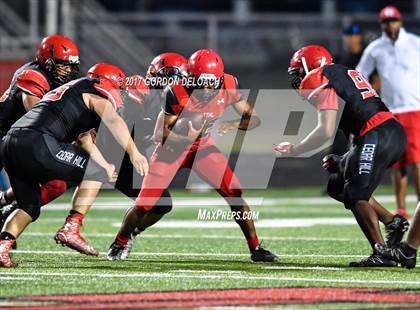 Thumbnail 3 in Cedar Hill Spring Game photogallery.