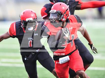 Thumbnail 1 in Cedar Hill Spring Game photogallery.