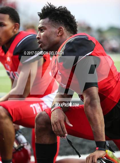 Thumbnail 1 in Cedar Hill Spring Game photogallery.