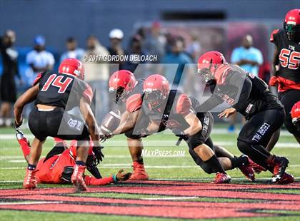 Thumbnail 3 in Cedar Hill Spring Game photogallery.