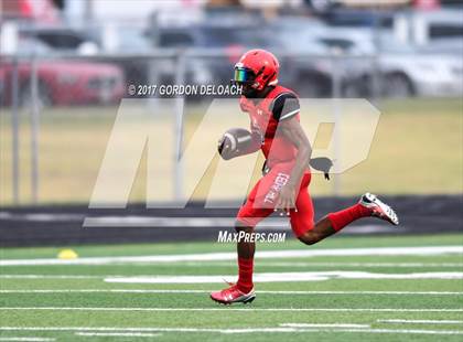 Thumbnail 1 in Cedar Hill Spring Game photogallery.