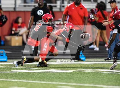 Thumbnail 2 in Cedar Hill Spring Game photogallery.