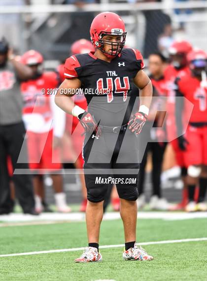 Thumbnail 1 in Cedar Hill Spring Game photogallery.