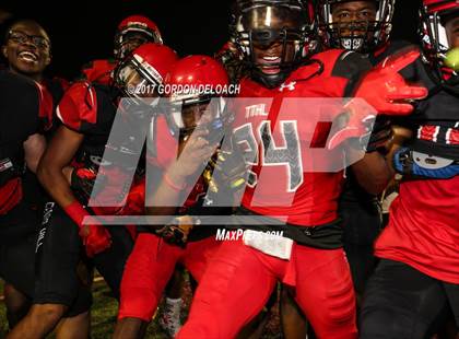 Thumbnail 1 in Cedar Hill Spring Game photogallery.