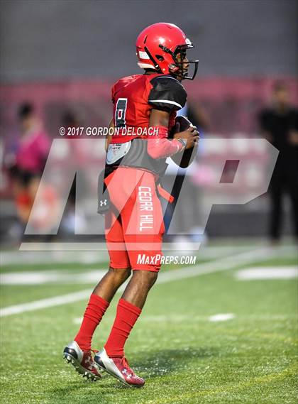 Thumbnail 2 in Cedar Hill Spring Game photogallery.