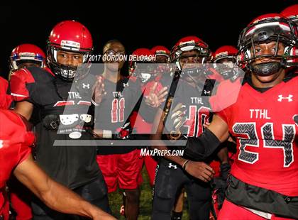 Thumbnail 3 in Cedar Hill Spring Game photogallery.