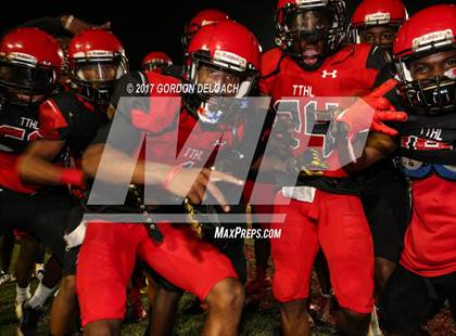 Thumbnail 3 in Cedar Hill Spring Game photogallery.