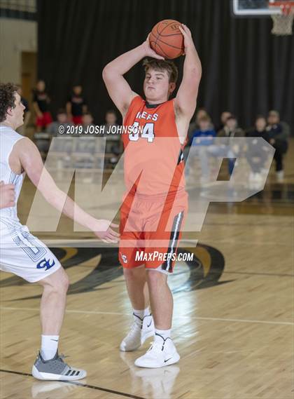 Thumbnail 1 in Clear Lake vs. Lake City photogallery.