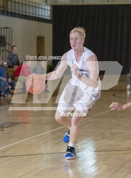 Thumbnail 2 in Clear Lake vs. Lake City photogallery.
