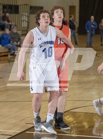 Thumbnail 2 in Clear Lake vs. Lake City photogallery.