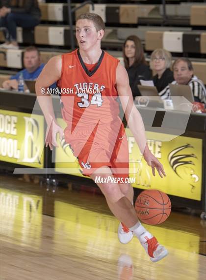 Thumbnail 3 in Clear Lake vs. Lake City photogallery.