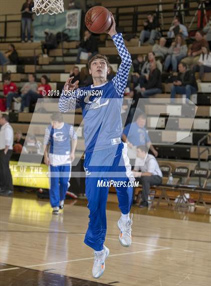 Thumbnail 3 in Clear Lake vs. Lake City photogallery.
