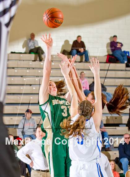 Thumbnail 1 in Hoosic Valley vs. Northern Adirondack (NYSPHSAA Class C Regional Final) photogallery.