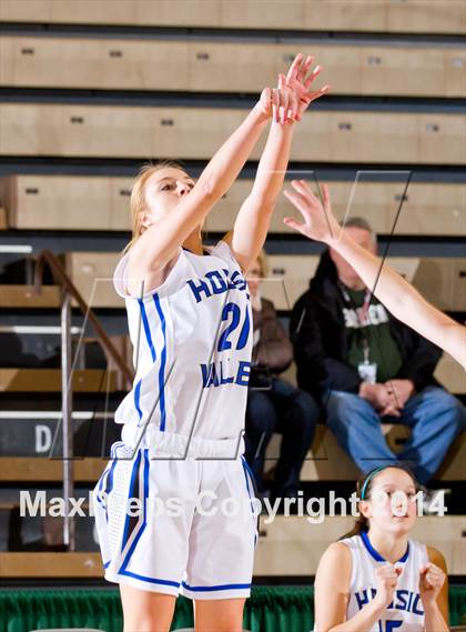 Thumbnail 1 in Hoosic Valley vs. Northern Adirondack (NYSPHSAA Class C Regional Final) photogallery.