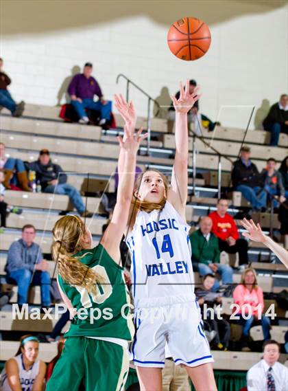 Thumbnail 1 in Hoosic Valley vs. Northern Adirondack (NYSPHSAA Class C Regional Final) photogallery.