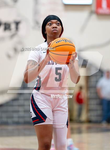 Thumbnail 3 in Central of Clay County vs. Ohatchee photogallery.