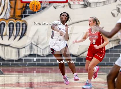 Thumbnail 1 in Central of Clay County vs. Ohatchee photogallery.