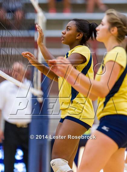 Thumbnail 2 in Brandeis vs O'Connor photogallery.
