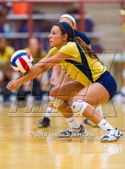 Thumbnail 1 in Brandeis vs O'Connor photogallery.