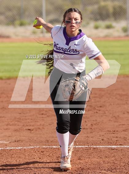 Thumbnail 3 in Winslow @ Wickenburg photogallery.