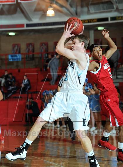 Thumbnail 1 in Maize vs. Shawnee Mission East (McPherson Invitational) photogallery.