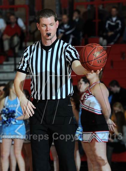 Thumbnail 2 in Maize vs. Shawnee Mission East (McPherson Invitational) photogallery.