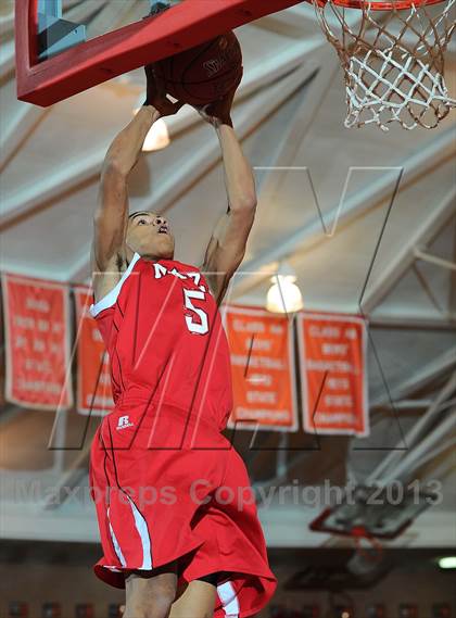 Thumbnail 2 in Maize vs. Shawnee Mission East (McPherson Invitational) photogallery.